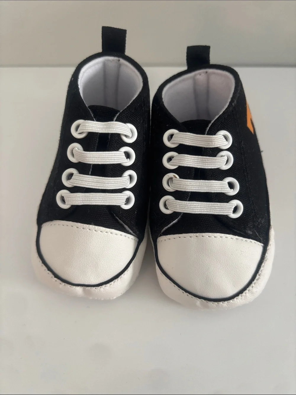 Tennessee Volunteers Baby Sneakers Size 0-6 Months